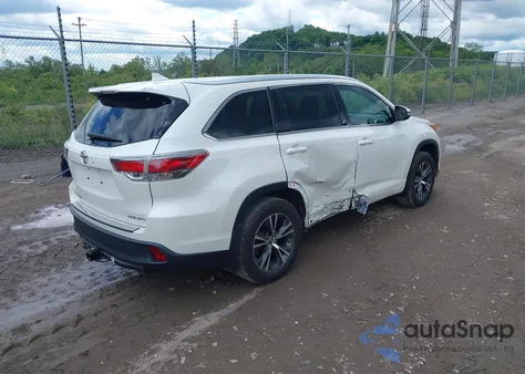 2016 Toyota Highlander Xle V6 z USA, uszkodzony, nr VIN 5TDJKRFH6GS260362